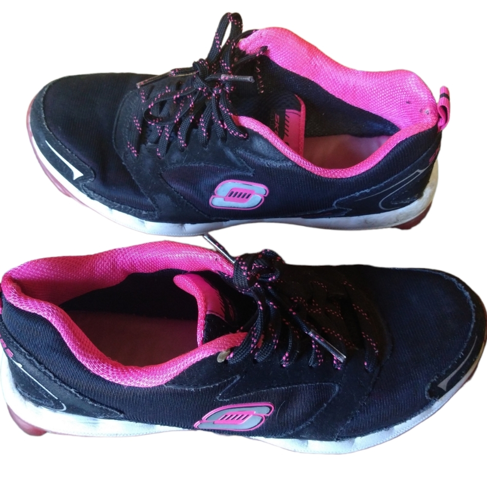 Skechers Air Memory Foam (Very Used) 8.5 Size